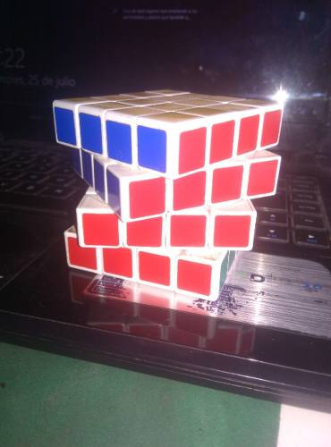 Cubo De Rubik 4x4x4 Shengshou Fondo Blanco