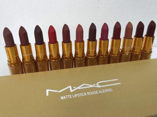 Labial Mac Caa Dorada Presentacion De Lujo Calidad En Oferta