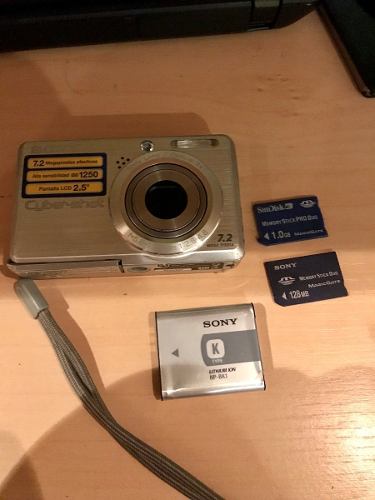 Camara Digital Sony Y Memory Sticks