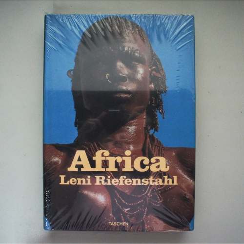 Libro Africa Por Leni Riefenstahl Taschen. Nuevo
