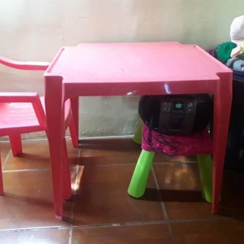 Silla Y Mesa Infantil Rosada