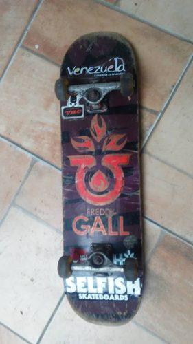 Vendo Skateboarding Habitad Con Poco Uso En Excelente Estado