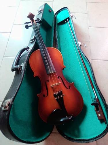 Violin 1/2 Marca Bestler Shangai, China