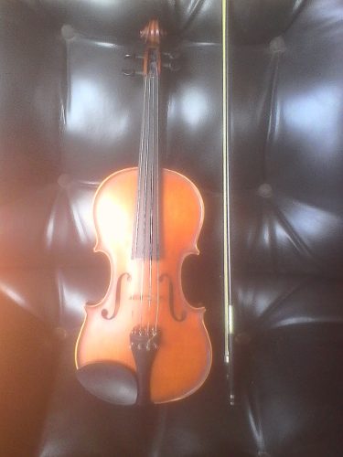 Violin 4/4 Buenas Condiciones Arco Y Su Estuche