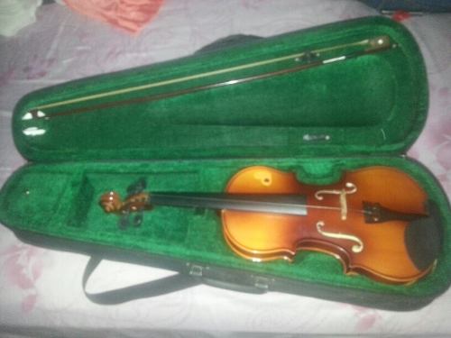 Violin Con Todo (solo Le Faltan Cuerdas)
