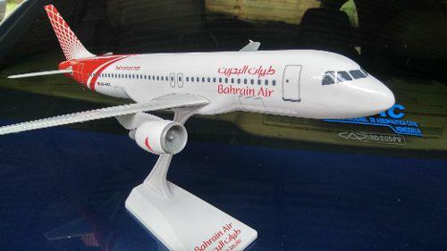 Avión Airbus A320 Esc 1:100,