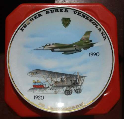 Avión Plato Porcelana Decorativo F-16 70 Aniver Fav,