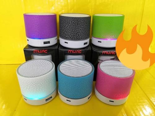 Corneta Portatil Led Mini Speaker Mp3 Tienda Fisica