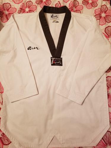 Dobok De Taekwondo