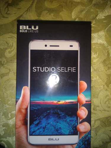 Blu Studio Selfie 2