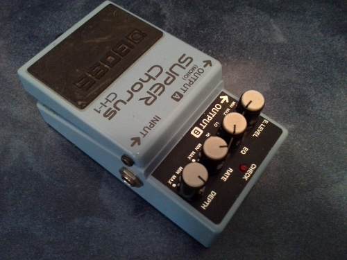 Pedal Boss Super Chorus Ch-1 Pedal De Guitarra Chorus Stereo