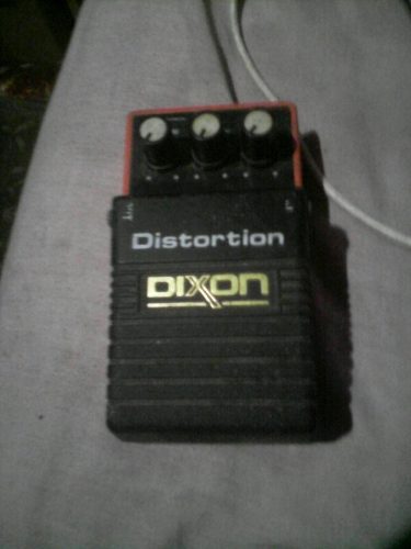 Pedalera Dixon (distirtion)