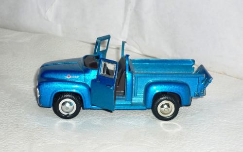 Carrito De Coleccion Ford F-100 Pick Up 