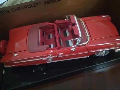 Carro De Coleccion Chevrolet Impala 