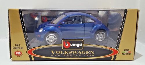 Volkswagen New Beetle . Bburago. 35 Vrdes