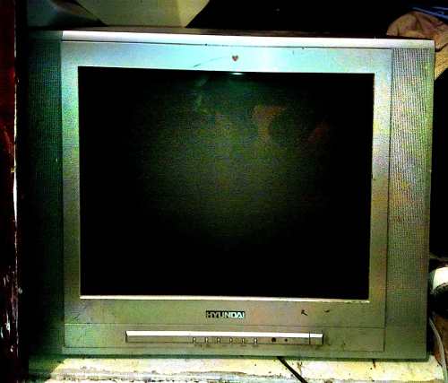 Televisor Convencional Hyundai 21 (para Reparar)