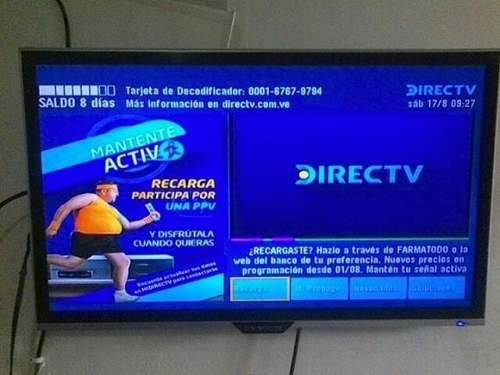 Televisor Daewoo De 32 Pulgadas Con Su Base Aérea