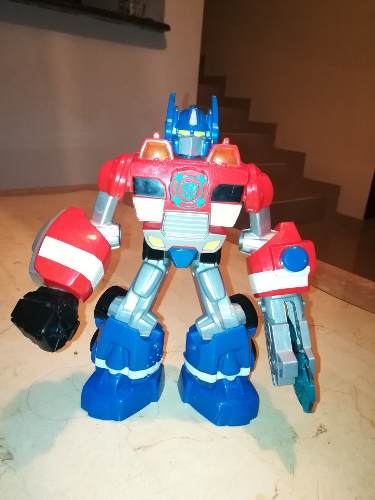 Optimus Primee Energizer Figura De Accion Con Luz Y Sonido