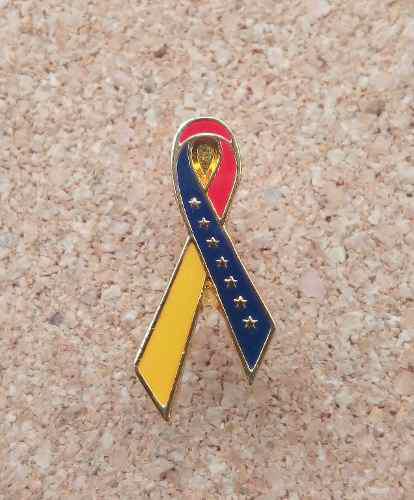 Pin Bandera De Venezuela 7 Estrellas Lazo Petición De Ayuda