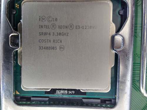 Procesador Para Servidor Intel Xeon Ev2