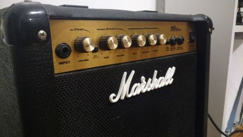 Amplificador Marshall Mg15cd Usado