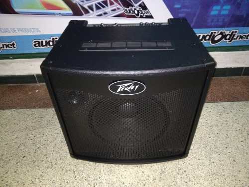 Amplificador Para Bajo 600 Watts Peavey Tnt115 Clase D