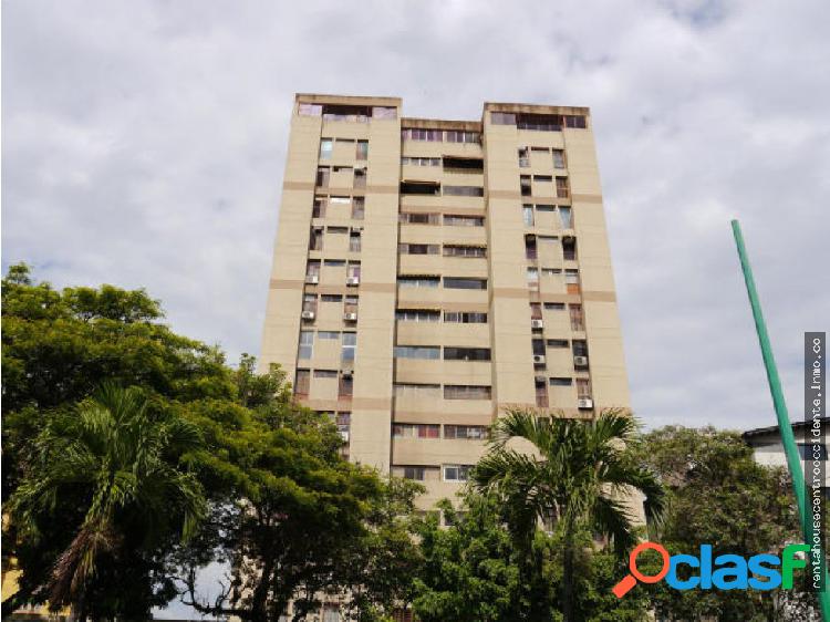 Venta de Apartamento en Zona Este, Lara