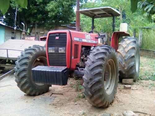 Tractor Massey Ferguson x4