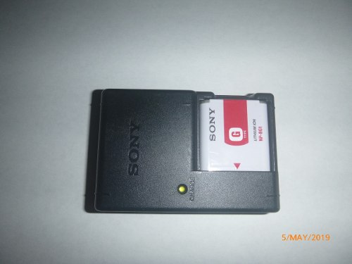 Cargador De Bateria De Camara Sony Con Una Bateria