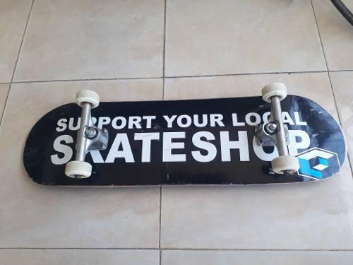 Patineta Consolidated Skate Profesional Ruedas Nyjah Huston