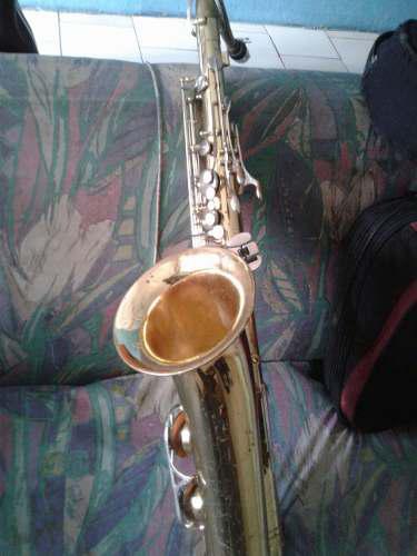 Saxofon Yamaha -tenor