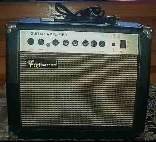 Amplificador Fretmaster Ga-25 De 25 Watt