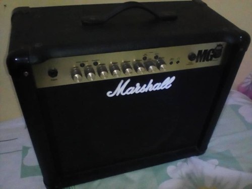 Amplificador Marshall 50$