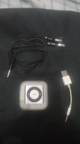 iPod Shuffle Original En Su Caja 2 Gb De 4ta Generacion