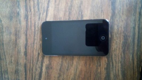 iPod Touch 4