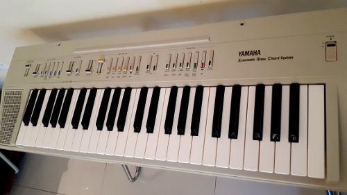 Teclado Yamaha Automatic Bass Chord System