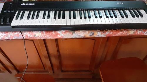 Controlador Midi Alesis Q60