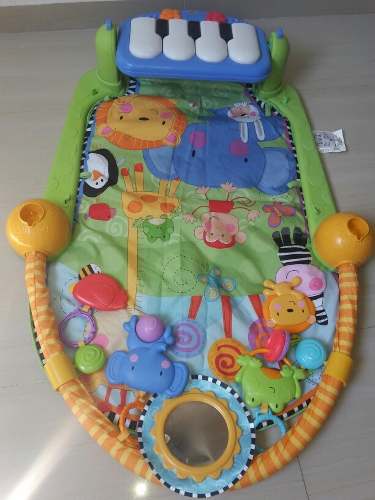 Gimnasio Fisher Price Pataditas