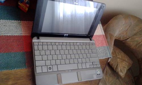 Mini Laptop Hp  Para Repuesto Sin Cargador Leer Descrip.