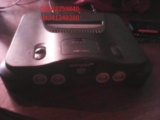 Consola Nintendo 64 + Transformador