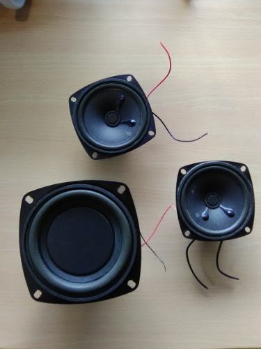 Cornetas / Speaker 4ohm-3w / Subwoofer 8ohm-15w