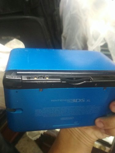 Nintendo 3ds Xl Con Detalle