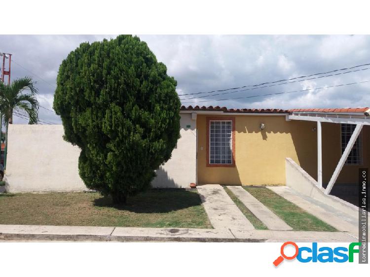 Casa en Venta Cabudare Jose Gregorio 19-634