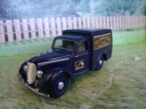 Commer  Dinky/matchbox Dy8-b.