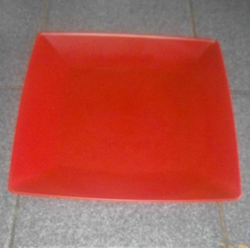 Platos Plasticos Color Rojo Al Mayor