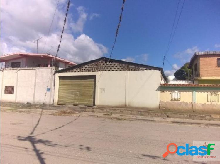 Galpón en Venta Barquisimeto 19-13637