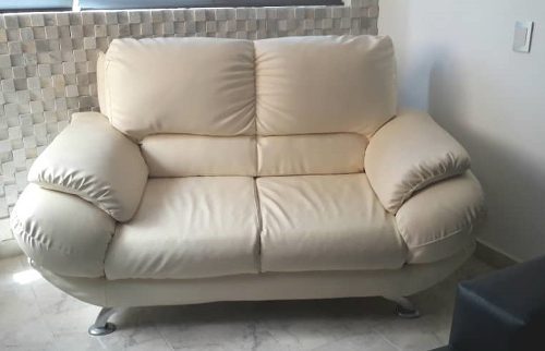 Sofa Dos Puestos Semicuero