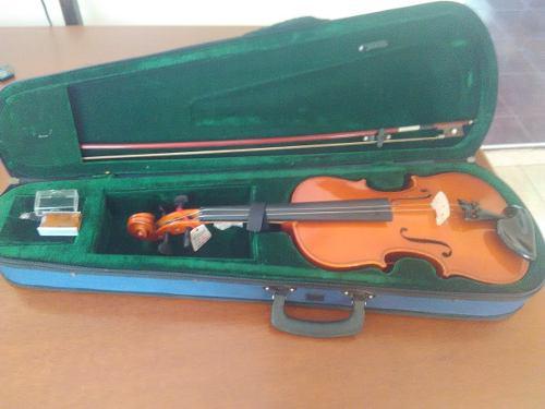 Violin 4/4 Marca Nobre