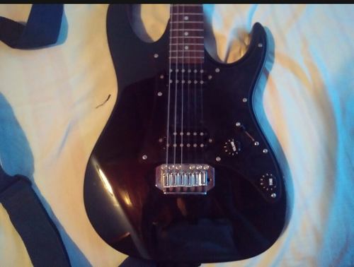 Combo Guitarra Electrica Ibanez Con Corneta Pedalera Y Bolso