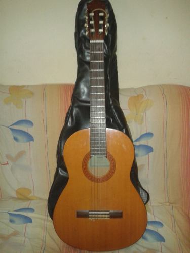 Guitarra Acústica Yamaha C-40 + Forro (80v)